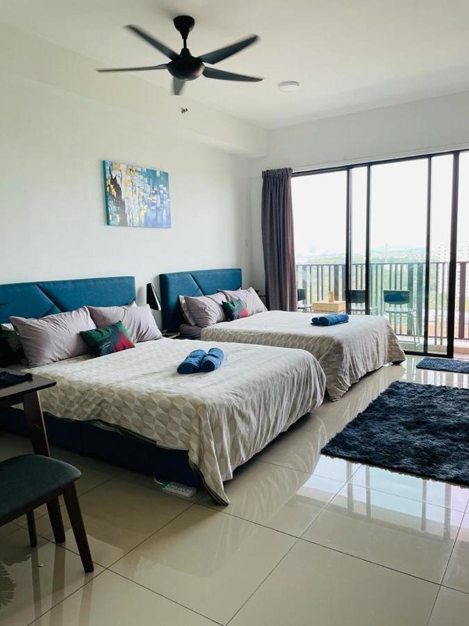 Homestay I-City Cantik, Tenang, Wifi, 4K Smart Tv, Netflix, Coway, Free Parking Shah Alam Eksteriør billede